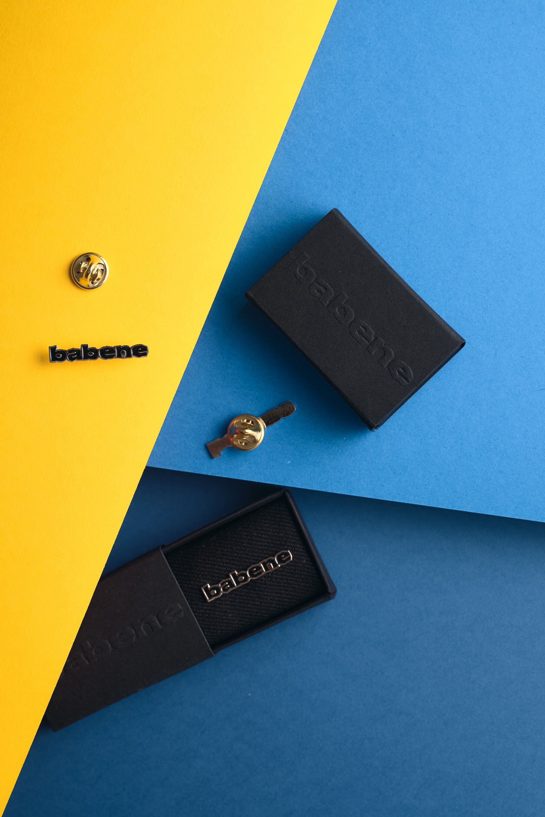 Logitech Office Brand Kit — pinsy office collection w neutralnym matchboxie